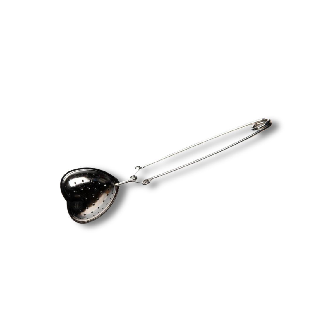 Stainless steel heart-shaped tea infuser with fine mesh for loose-leaf tea, ideal for brewing herbal and traditional teas.